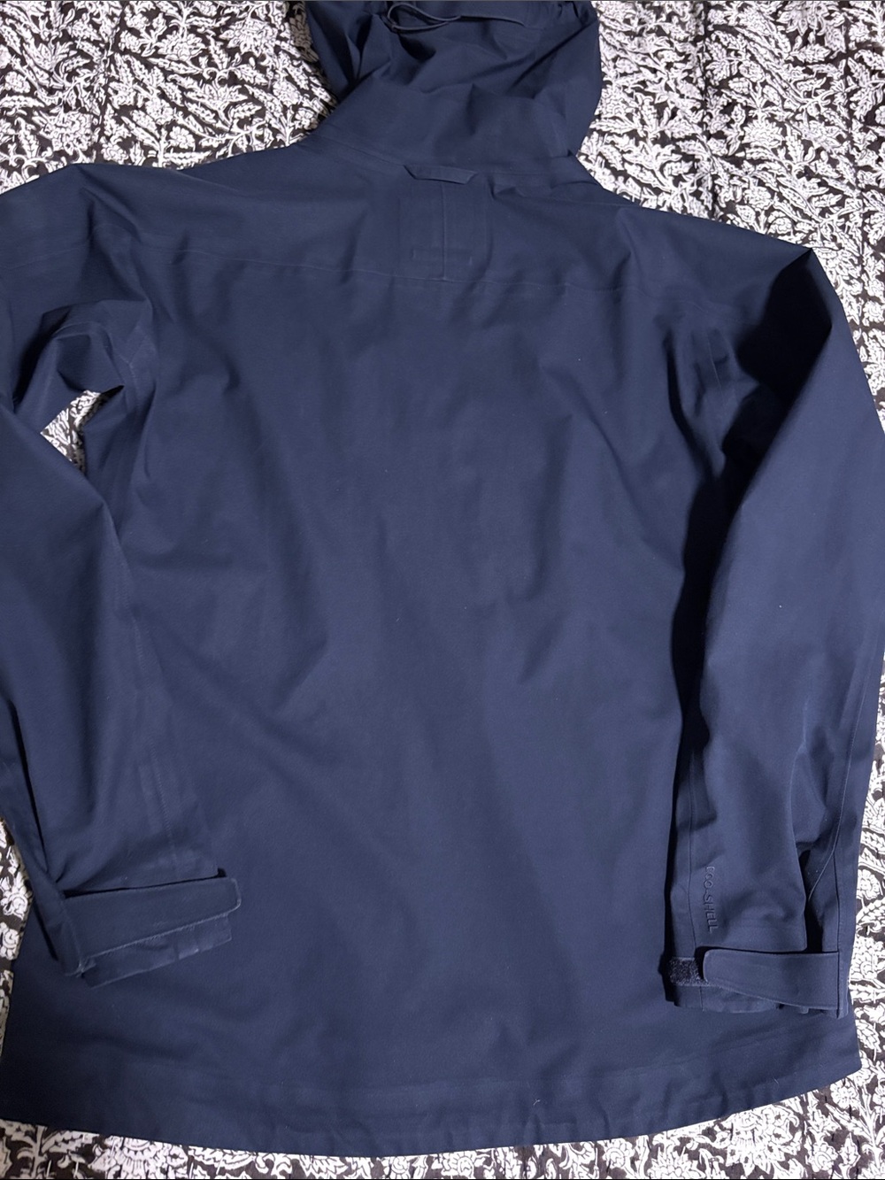 Fjallraven Women's Medium Navy Waterproof Keb Ecoshell Hooded Rain Jacket - Picture 12 of 12